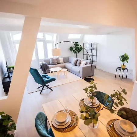 Grandly 3 Bedroom Serviced 83m2 -nb306g-