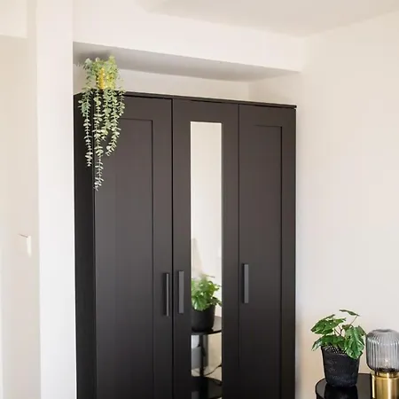 Grandly 3 Bedroom Serviced 83m2 -nb306g- *